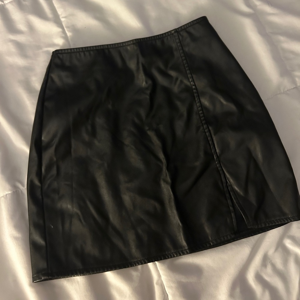 Small pleather mini skirt